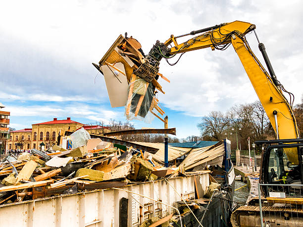 Best Household Junk Removal  in Waverly, MI